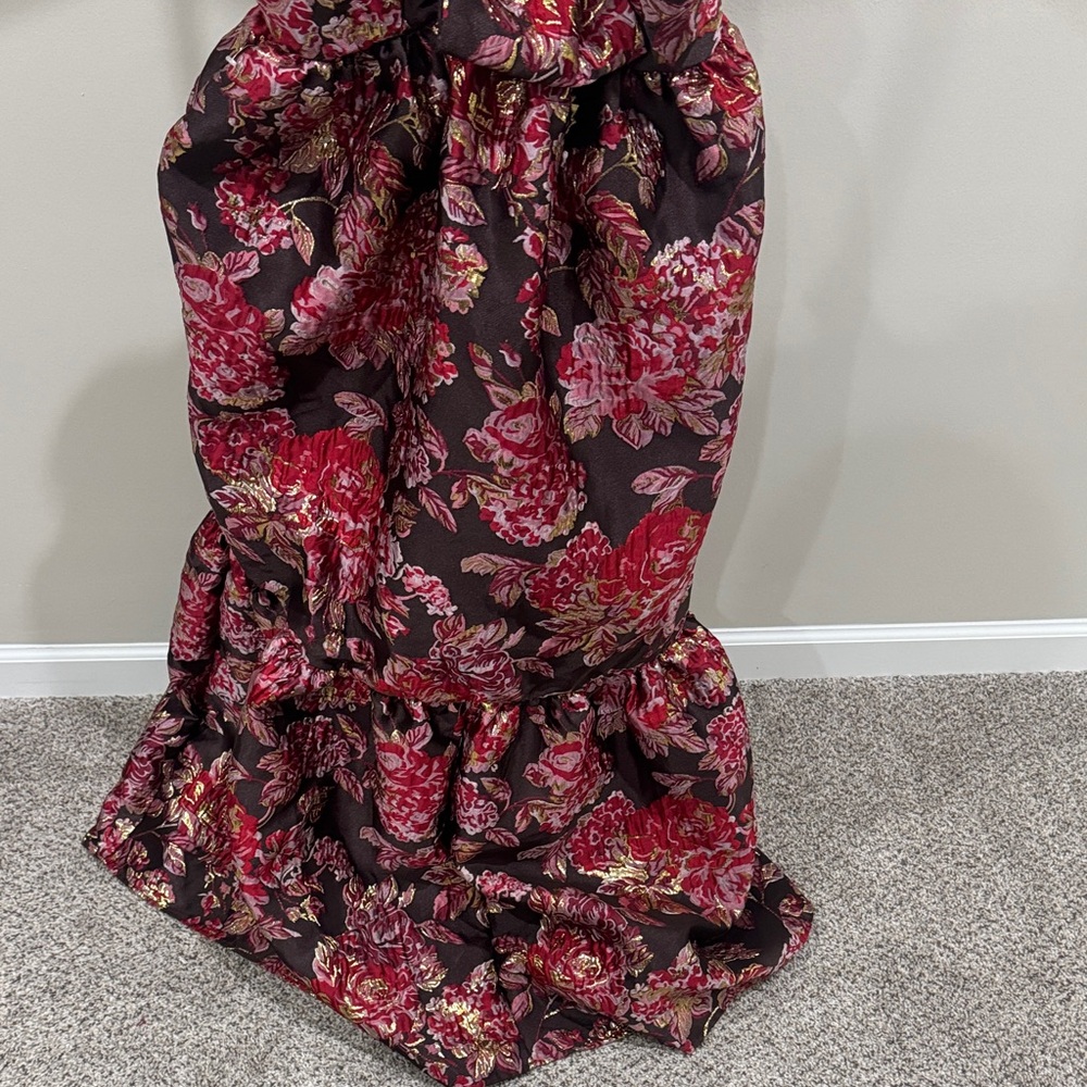 Petal + Pup Betina bow front Floral Ruffle Maxi Dress - Picture 8 of 9